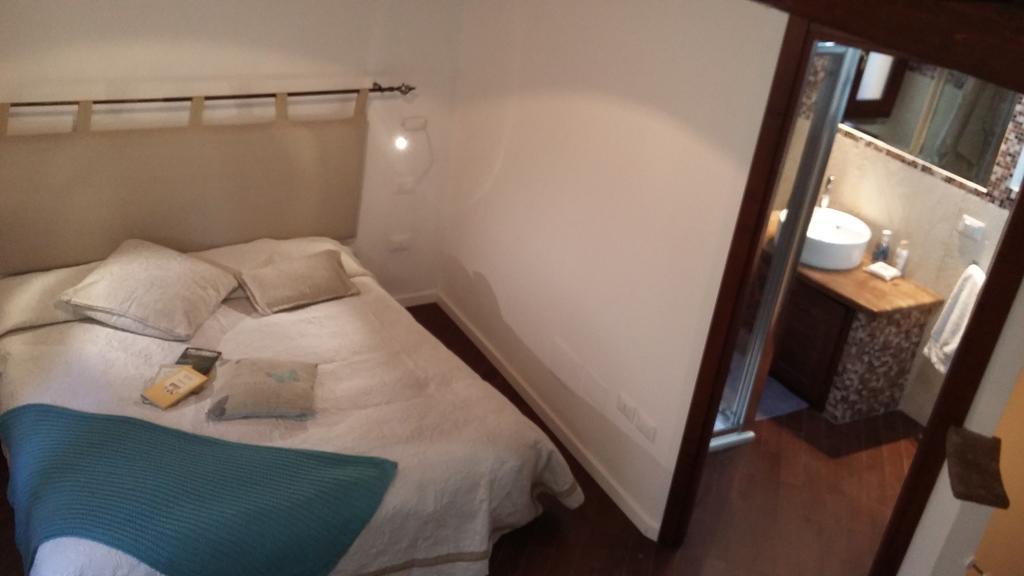 A Casa Da Valentina Apartment Кастелсардо Екстериор снимка